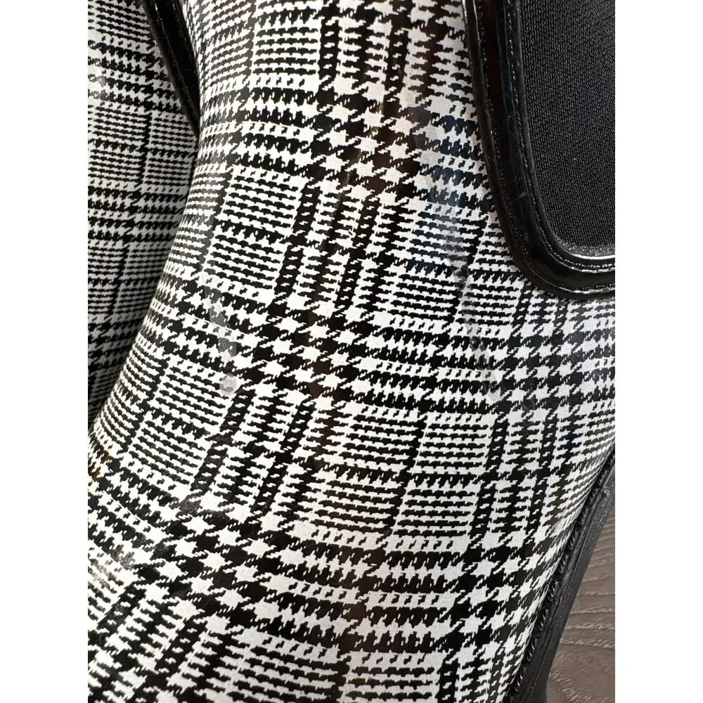 New! Jeffrey Campbell Cloudy Chelsea Rain Boots Size 8 Black and White Plaid - Picture 8 of 9